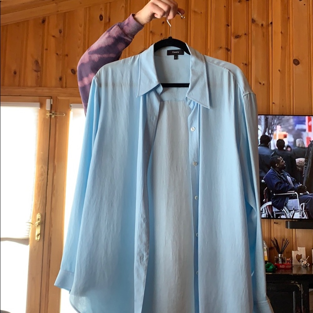 Women’s size 12 theory silk shirt